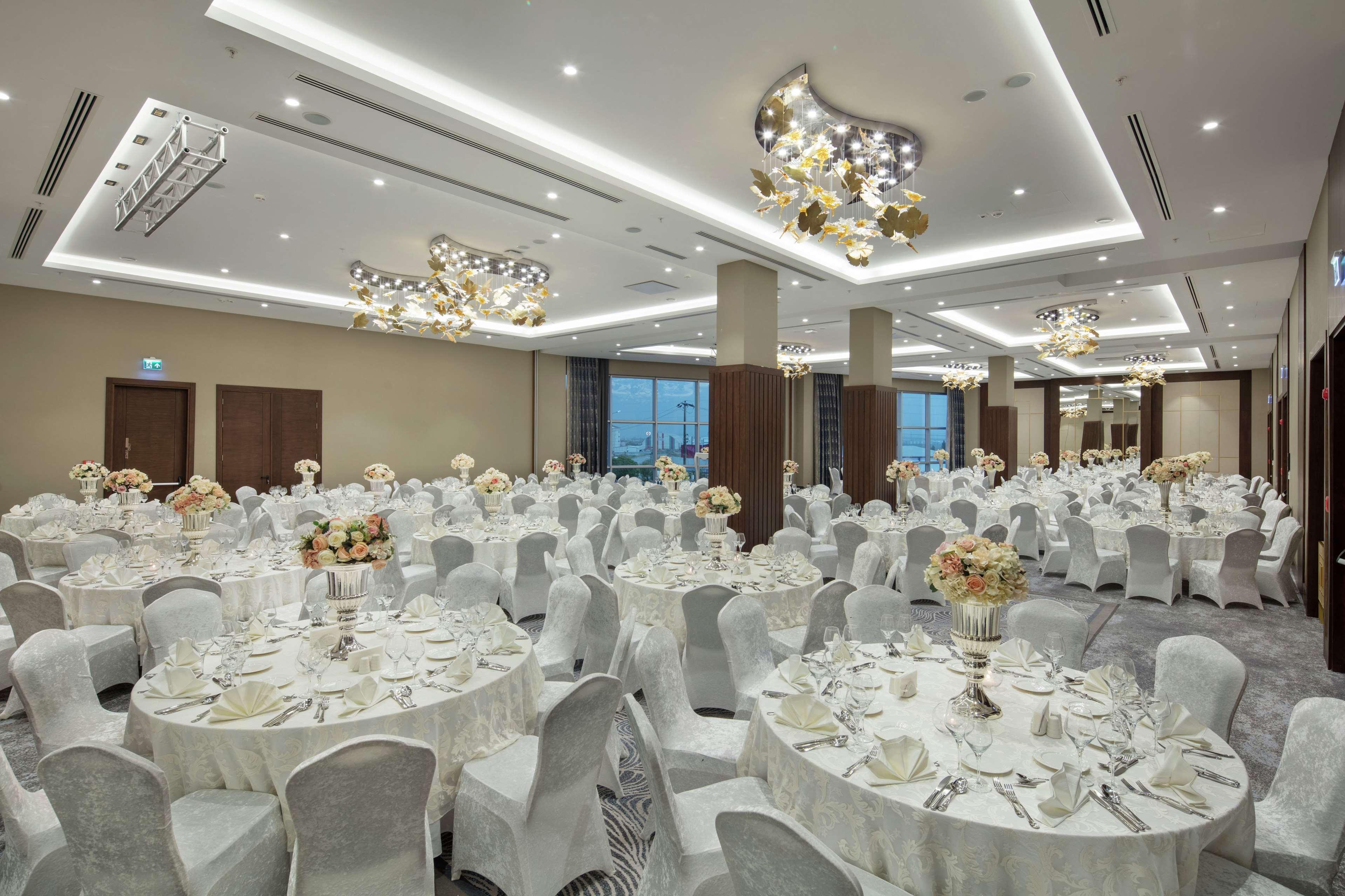 Doubletree By Hilton Afyonkarahisar Exterior foto